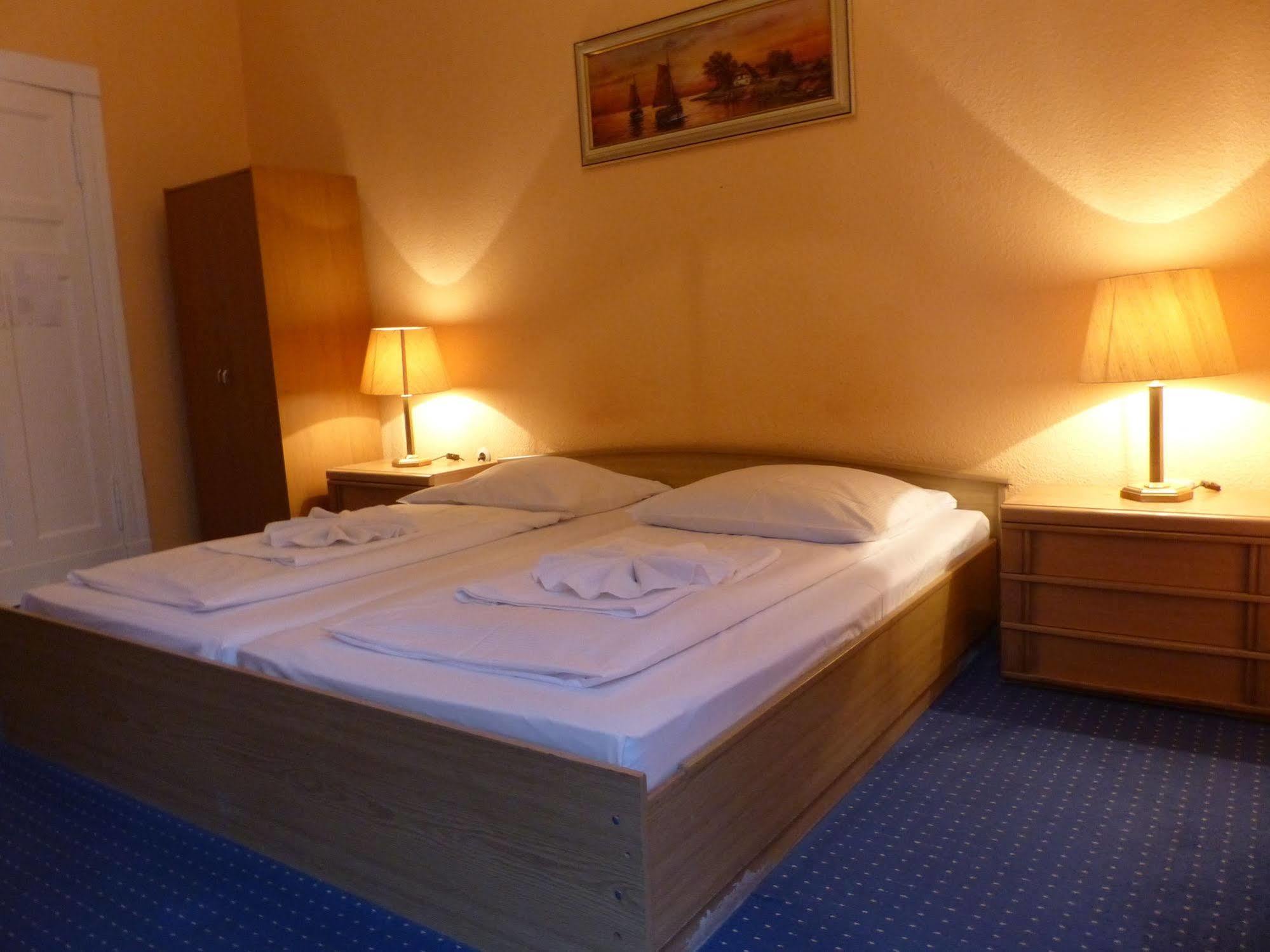 Hotel-Pension Spree Berlin Ngoại thất bức ảnh